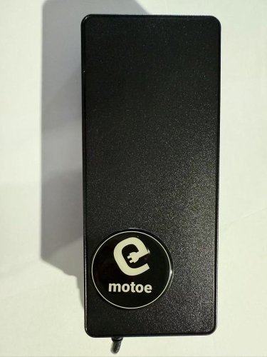 Nabíječka na lithiové baterie RACCEWAY®, 48V (54.6V) 4A-13S