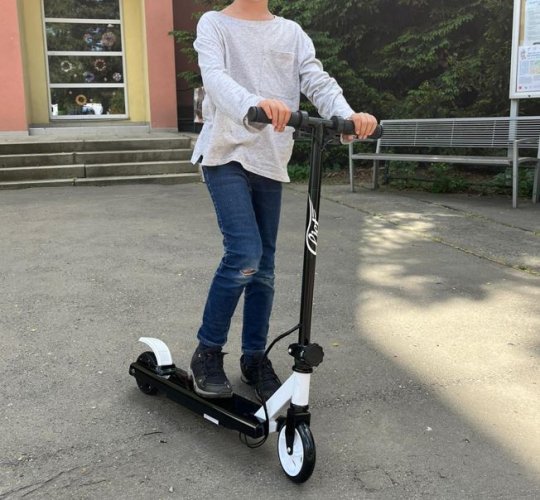 Dětská elektrická koloběžka Eljet Raptor bílá