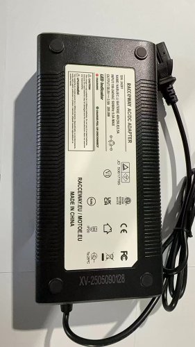 Nabíječka na lithiové baterie RACCEWAY®, 48V (58.8V) 3.5A-14S