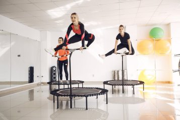 Skákání na trampolíně a hubnutí